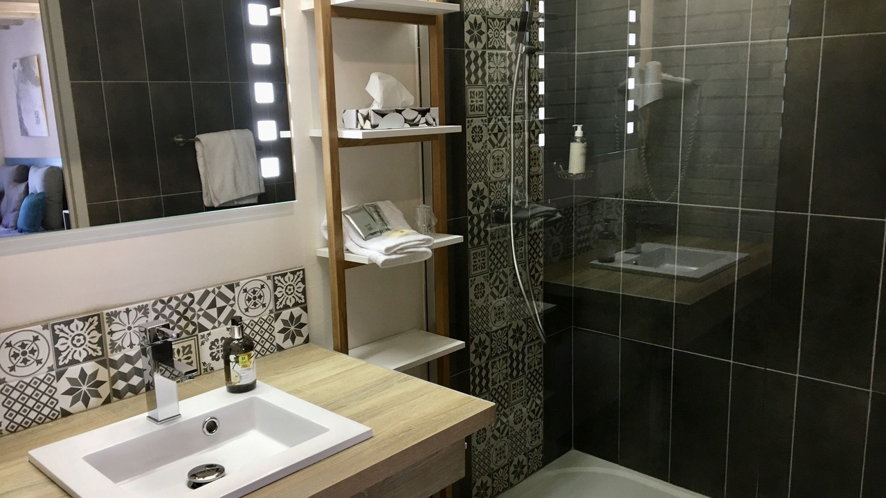Photo of Bathroom in Villaines-la-Juhel