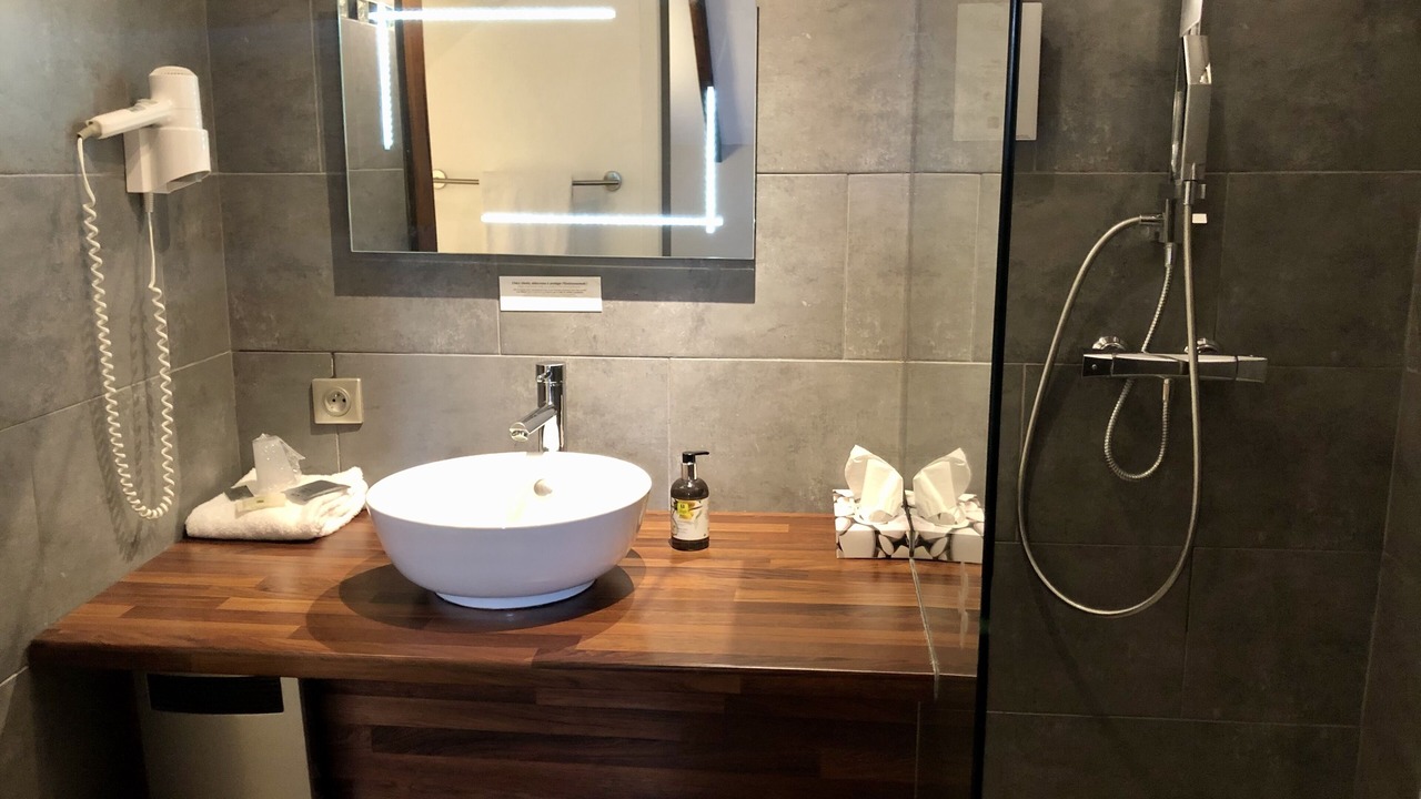 Photo of Bathroom in Villaines-la-Juhel