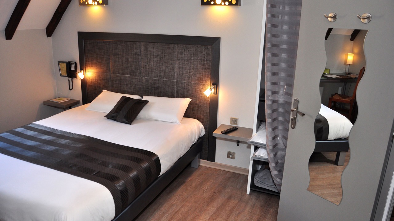 Photo of Bedroom in Villaines-la-Juhel