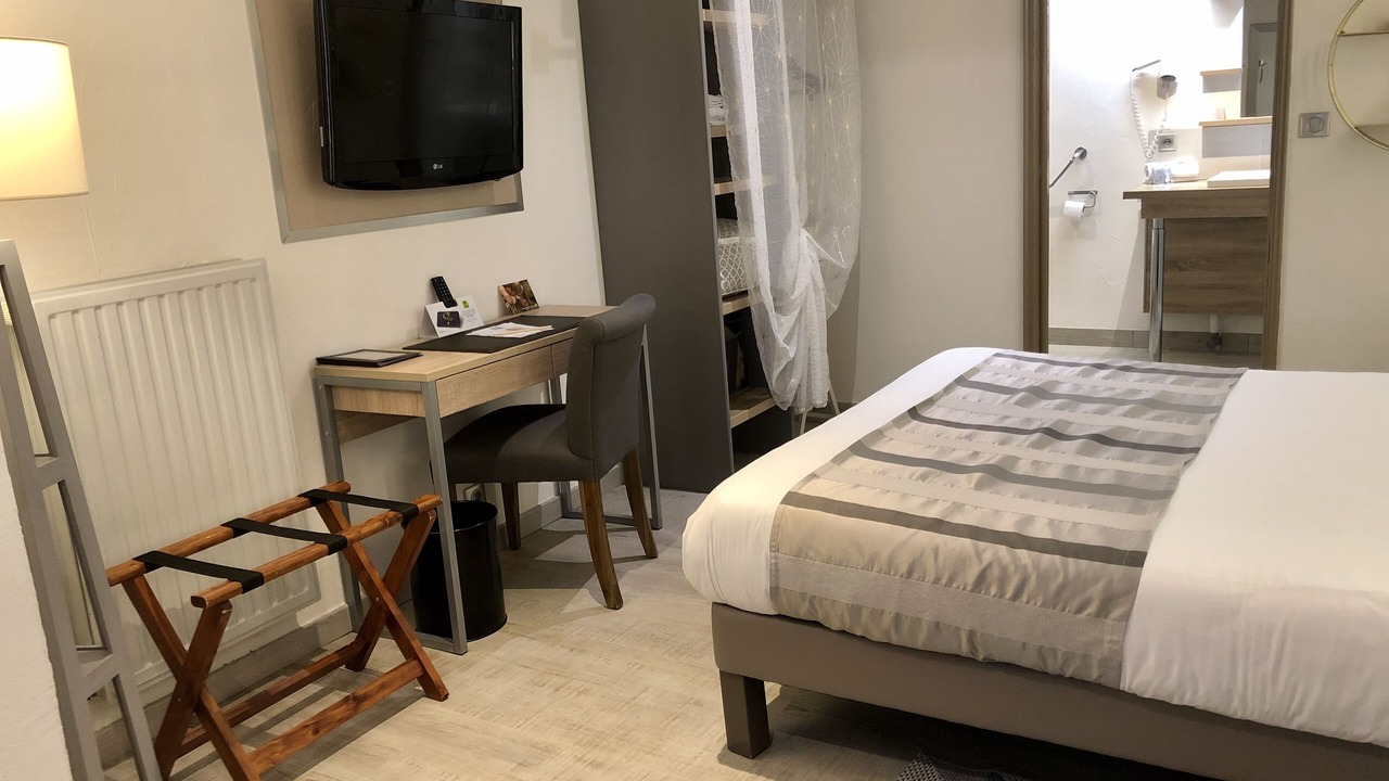 Photo of Bedroom in Villaines-la-Juhel