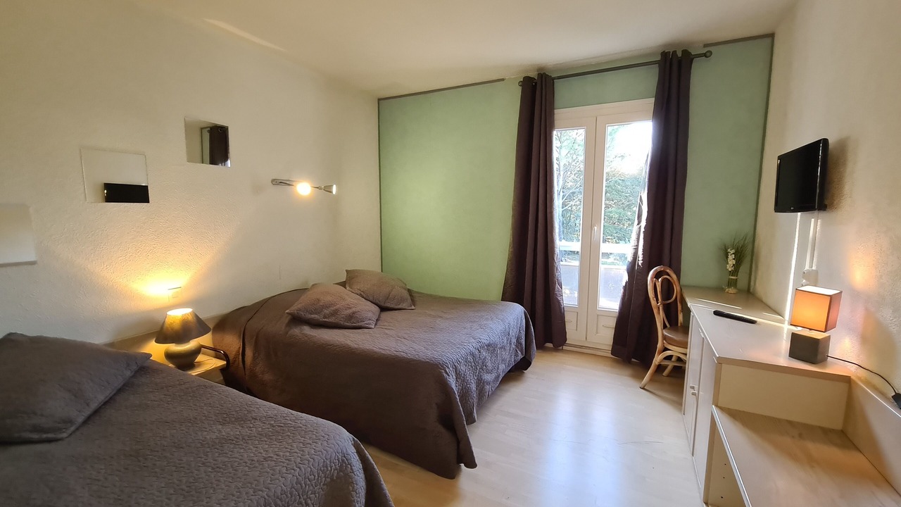 Photo of Bedroom in Pont-Saint-Esprit
