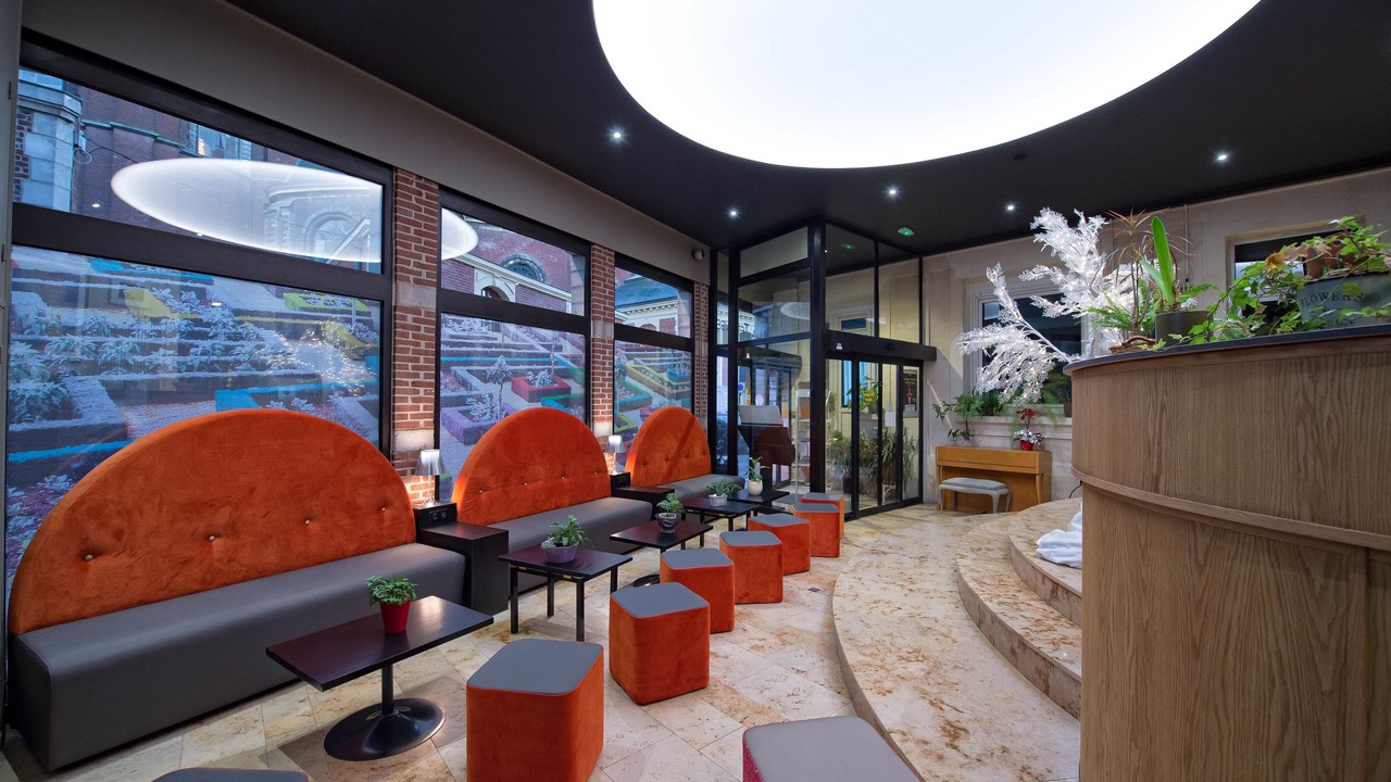 Photo of Others in Douai