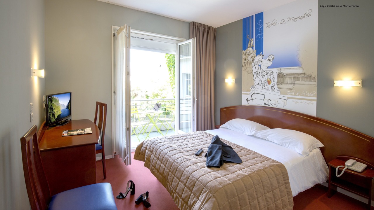 Photo of Bedroom in Tarbes