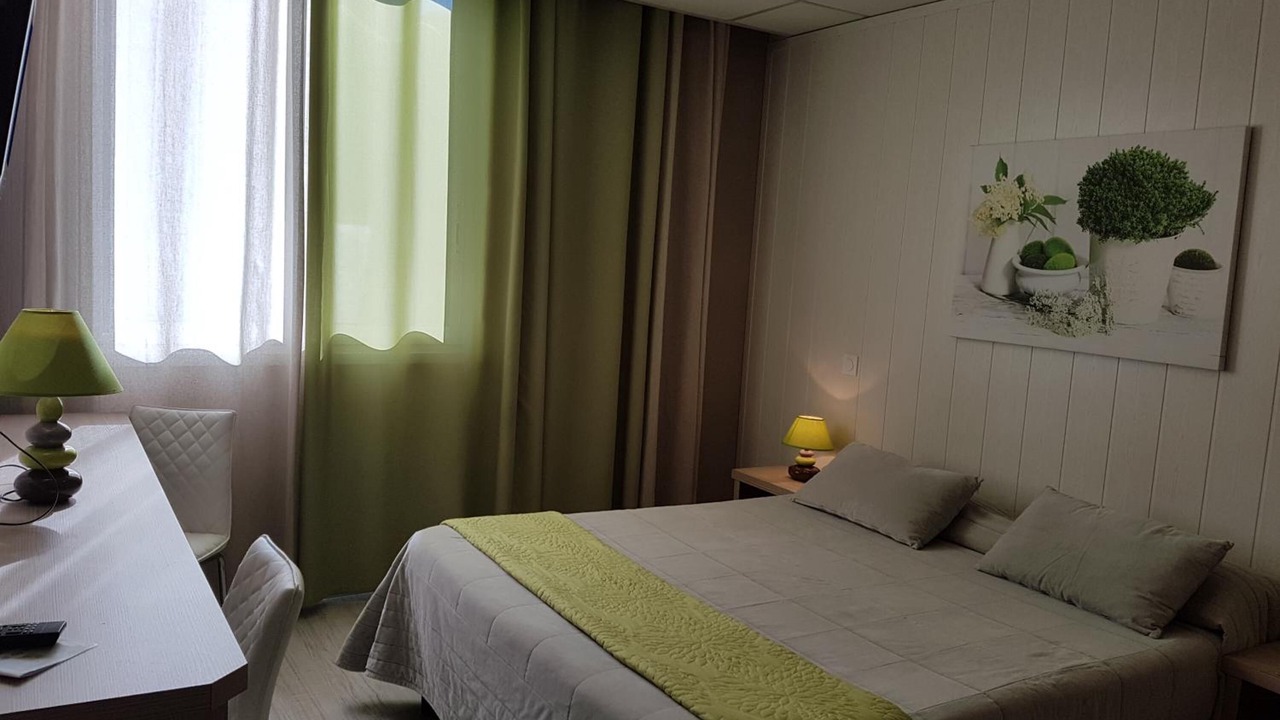 Photo of Bedroom in Rodez