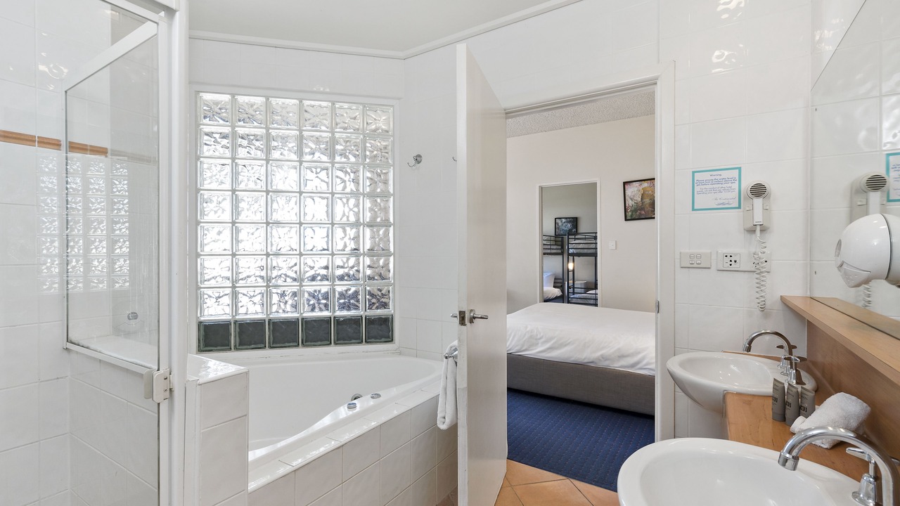 Photo of Bathroom in Cowes