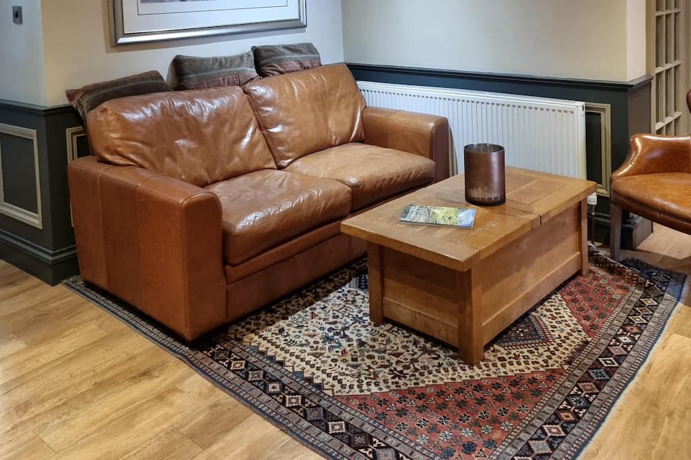 Photo of Others in Lauder