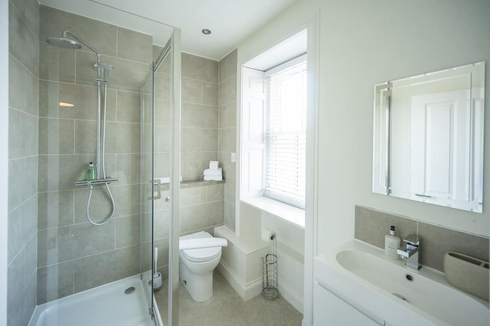 Photo of Bathroom in Lauder