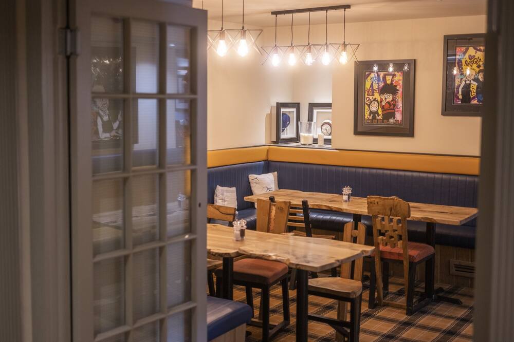 Photo of Others in Lauder