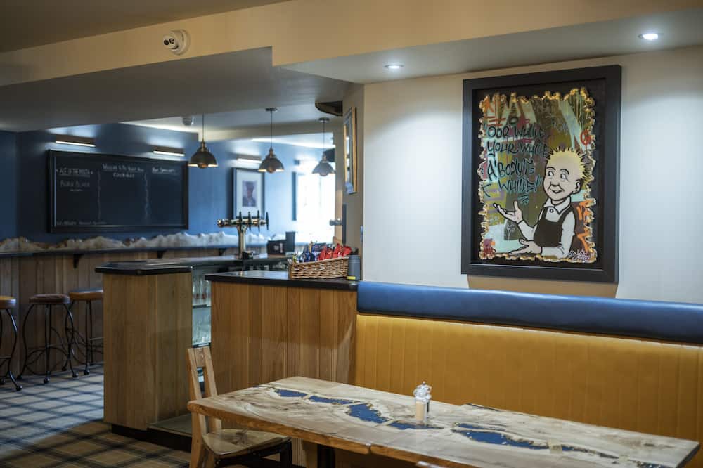 Photo of Others in Lauder