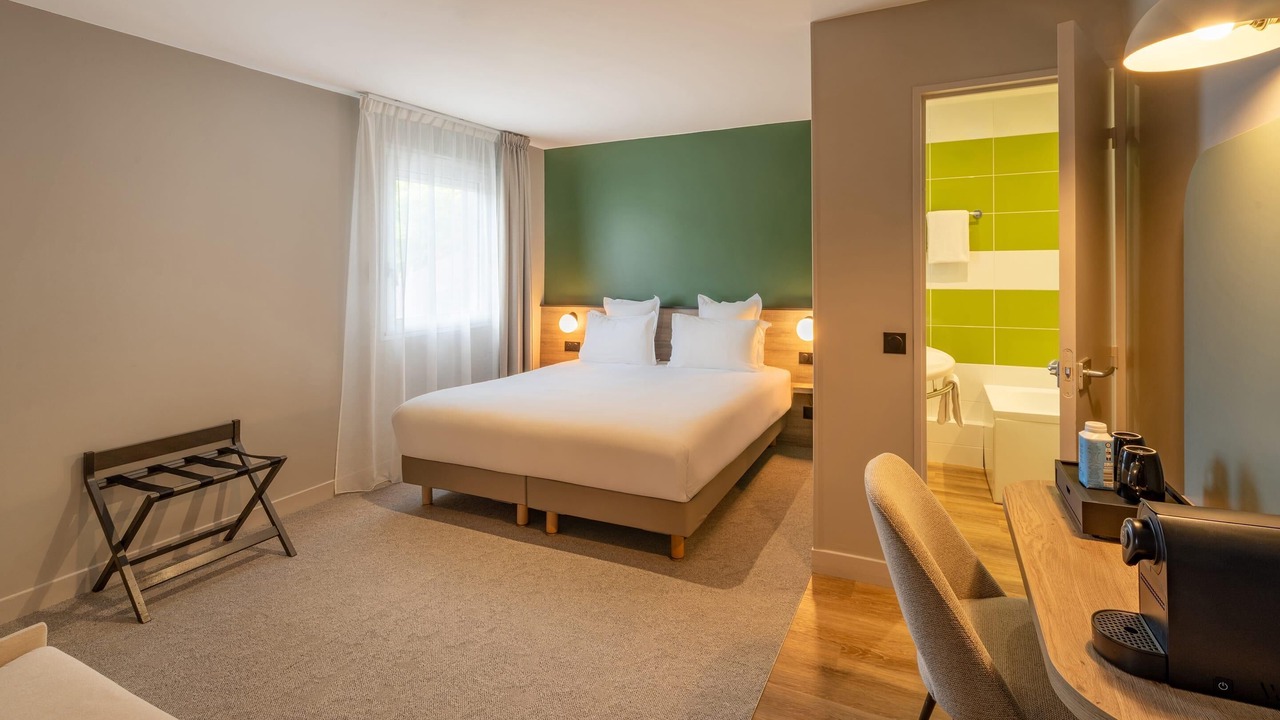 Photo of Bedroom in Chambray-les-Tours