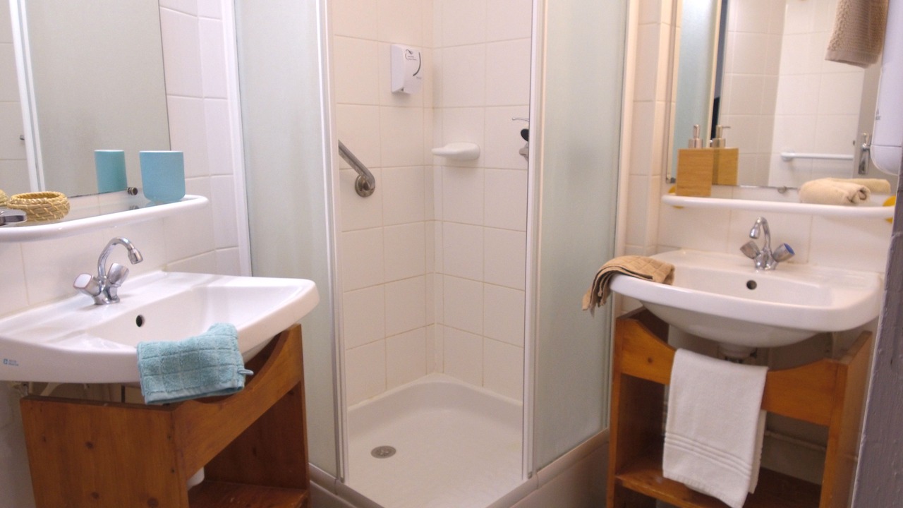 Photo of Others in Premanon