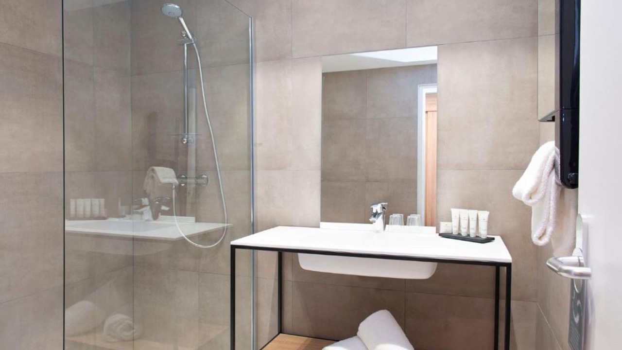 Photo of Bathroom in Saint-Clair