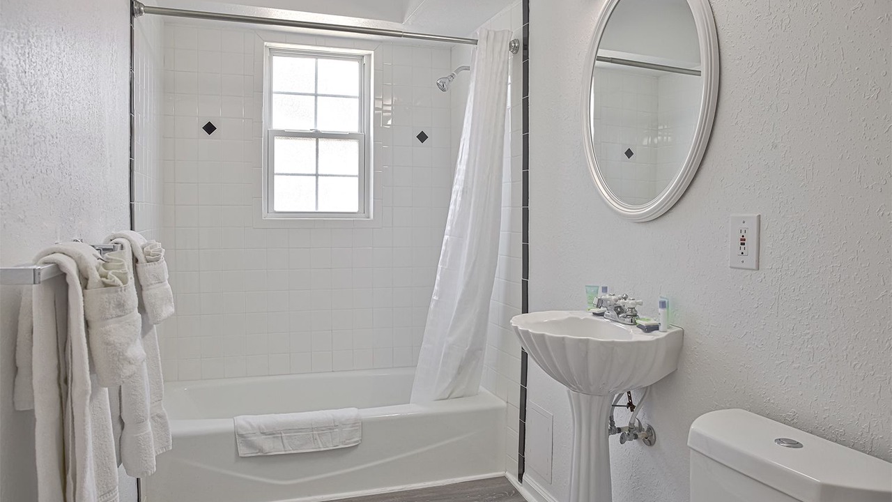 Photo of Bathroom in Nags Head