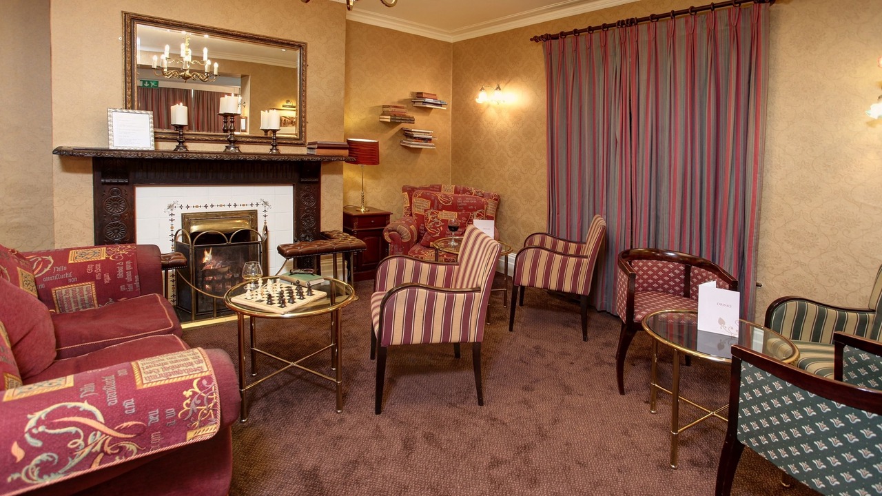 Photo of Others in Oborne