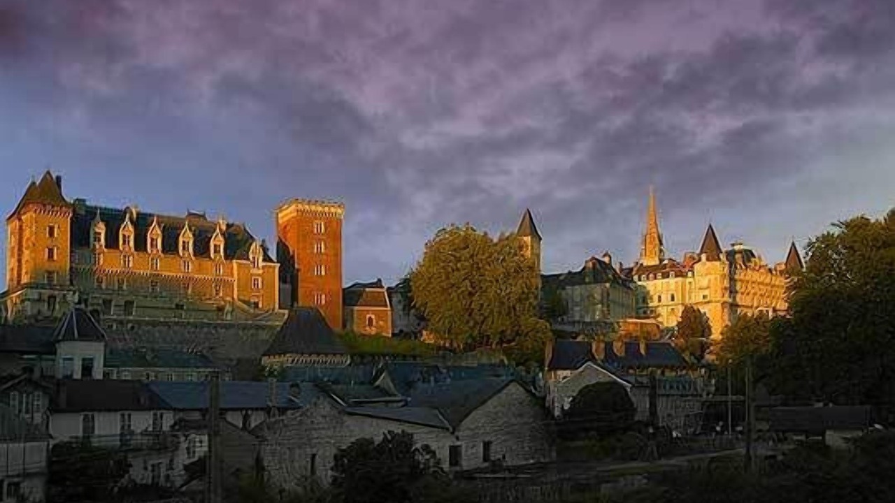 Photo of Buildings in Centre Ville