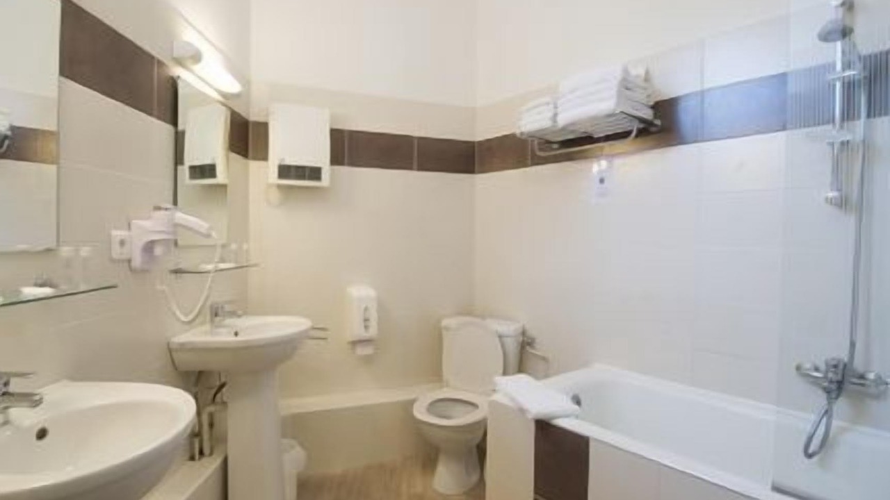 Photo of Bathroom in Centre Ville