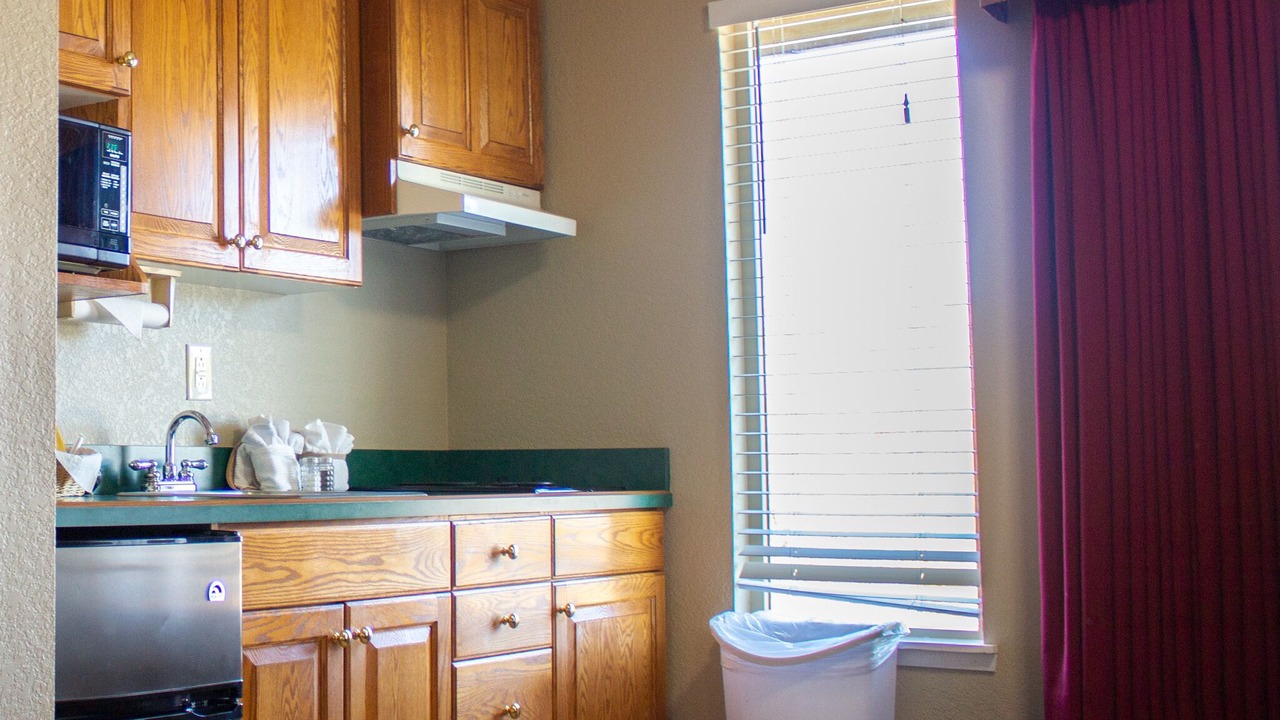 Photo of Kitchen in Siskiyou-Hargadine Historic District