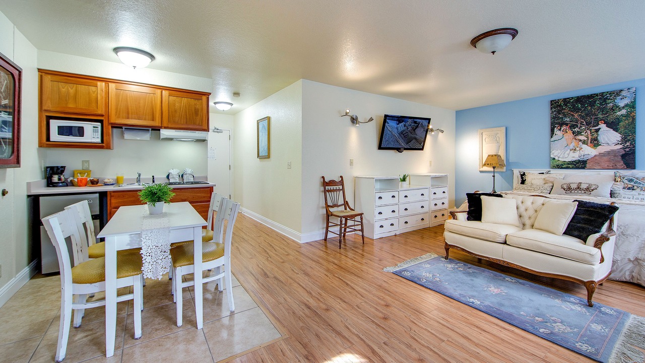 Photo of Others in Siskiyou-Hargadine Historic District