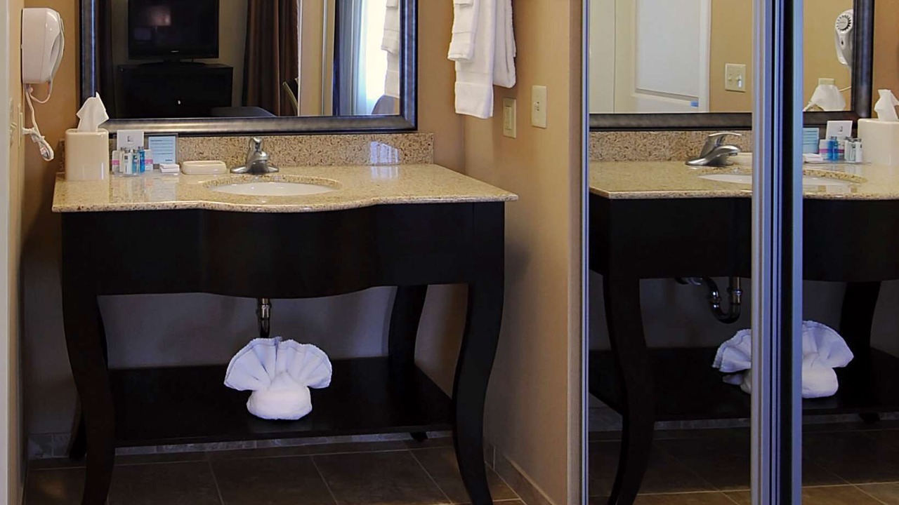 Photo of Bathroom in Scottsboro