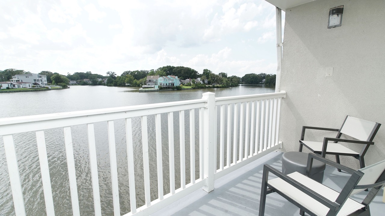 Photo of Patio Balcony in Northeast Virginia Beach