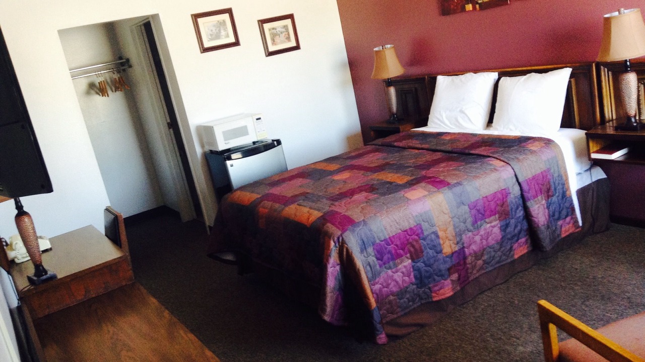 Photo of Bedroom in Julesburg