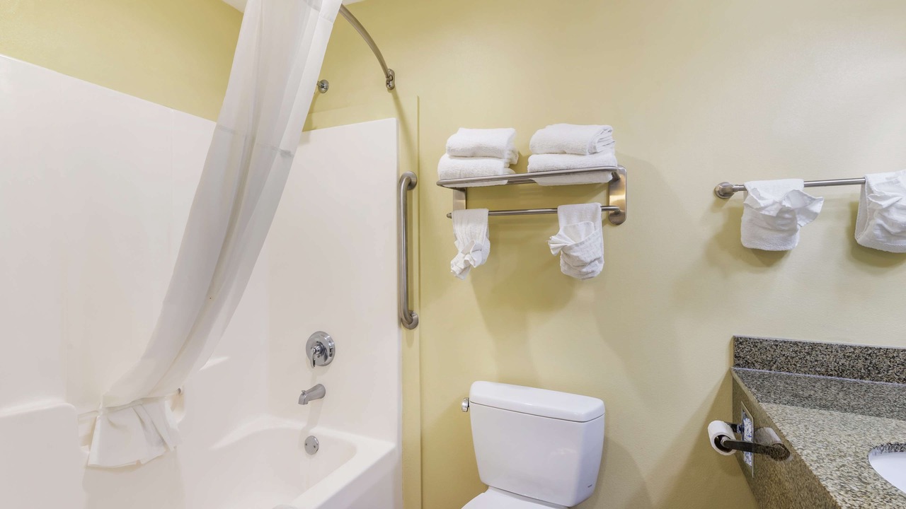 Photo of Bathroom in Brunswick