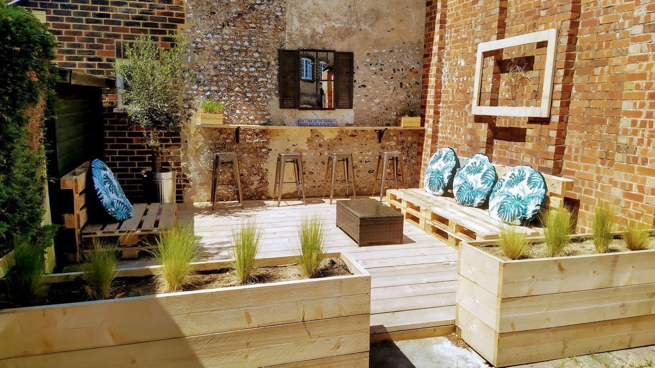 Photo of Patio Balcony in Boxgrove