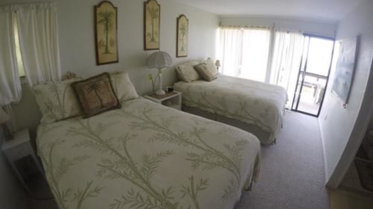 Photo of Others in Kealia