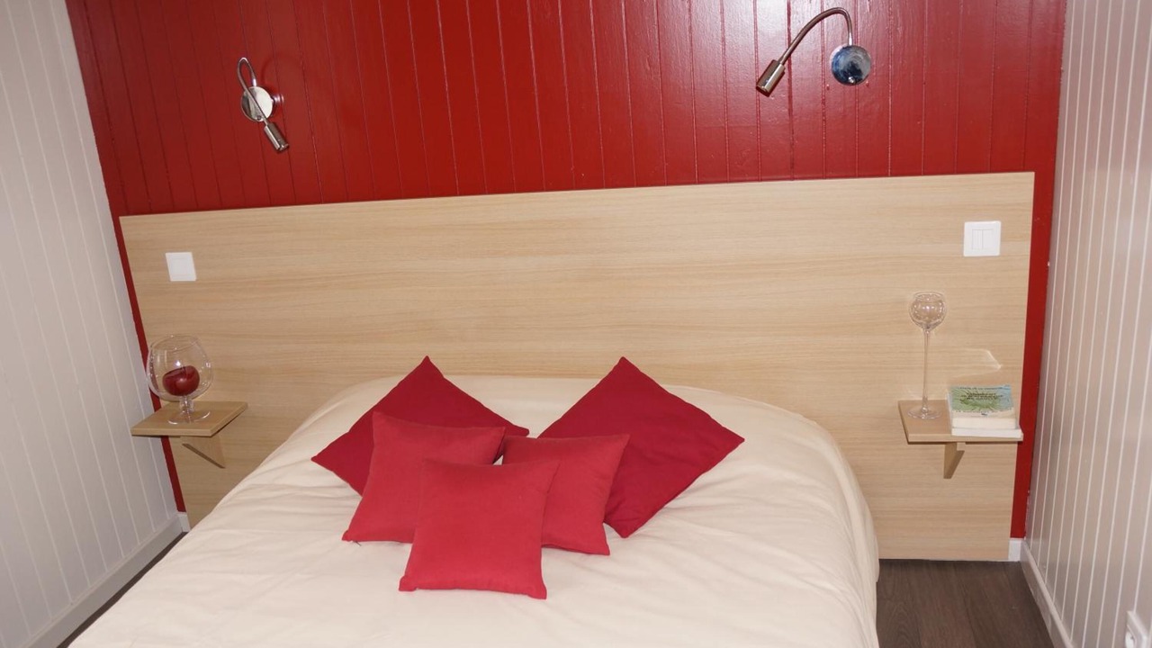 Photo of Others in Bitche