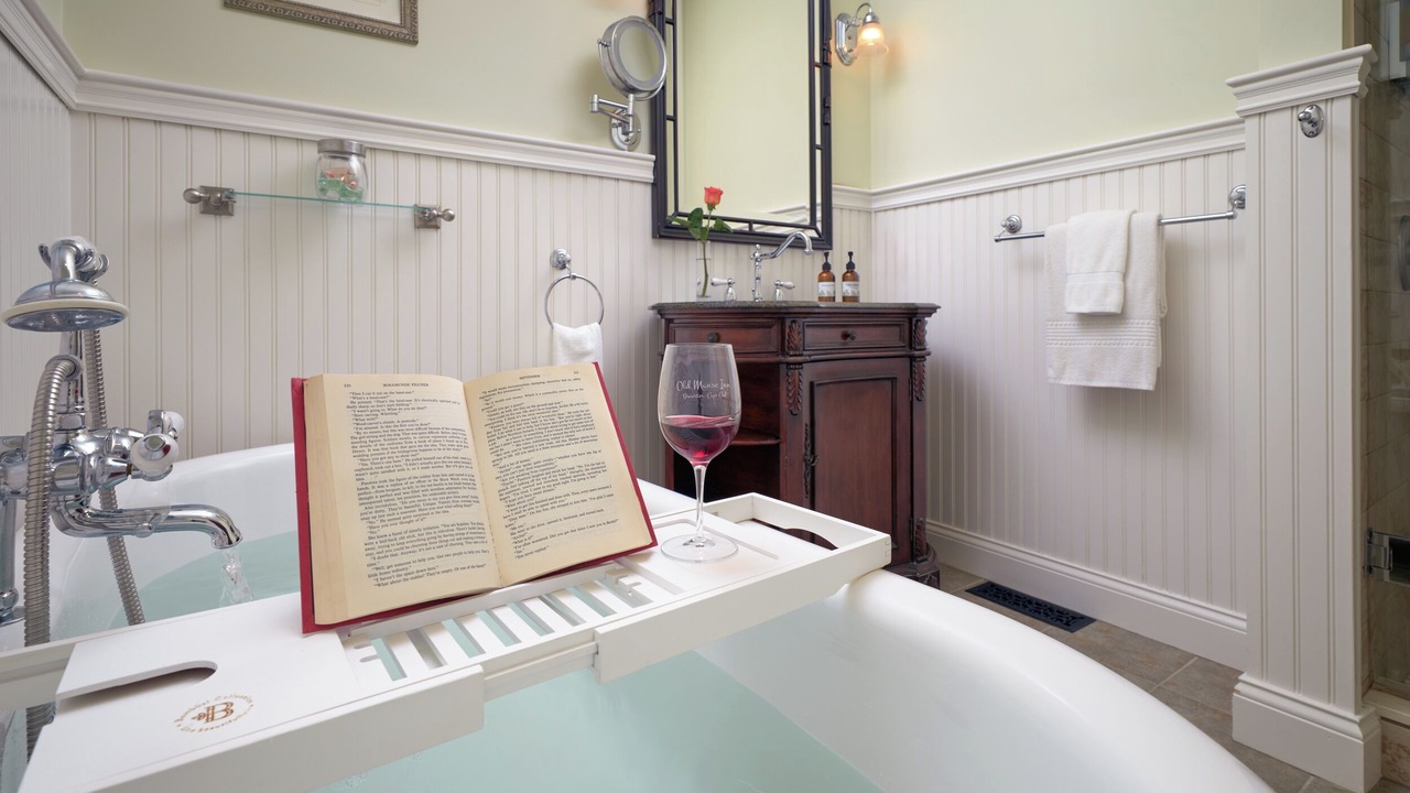 Photo of Bedroom in Brewster