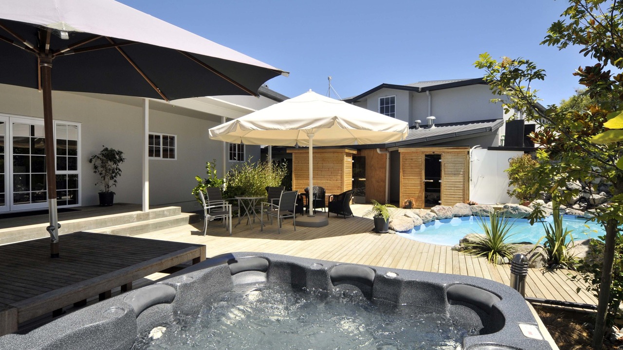 Photo of Outdoor in Holdens Bay