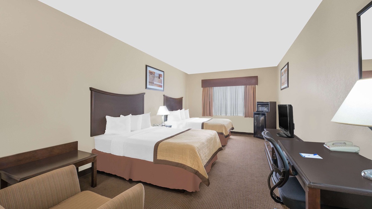 Photo of Others in Ira