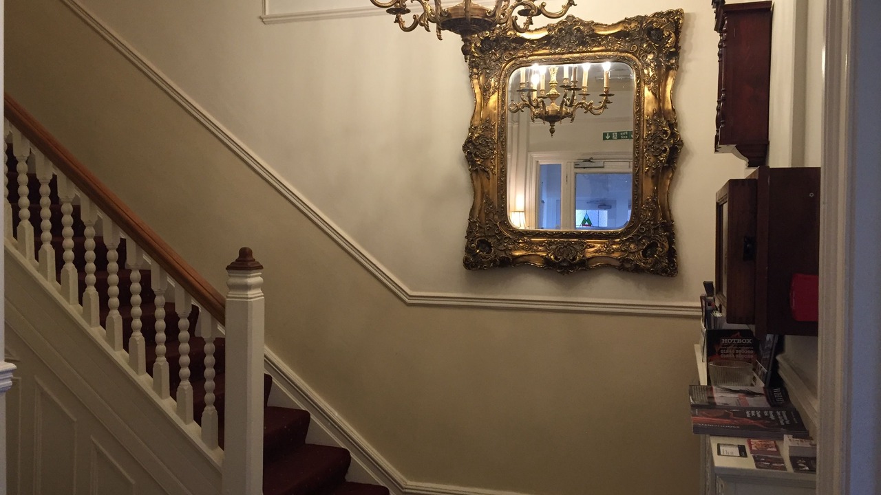 Photo of Others in Hoole