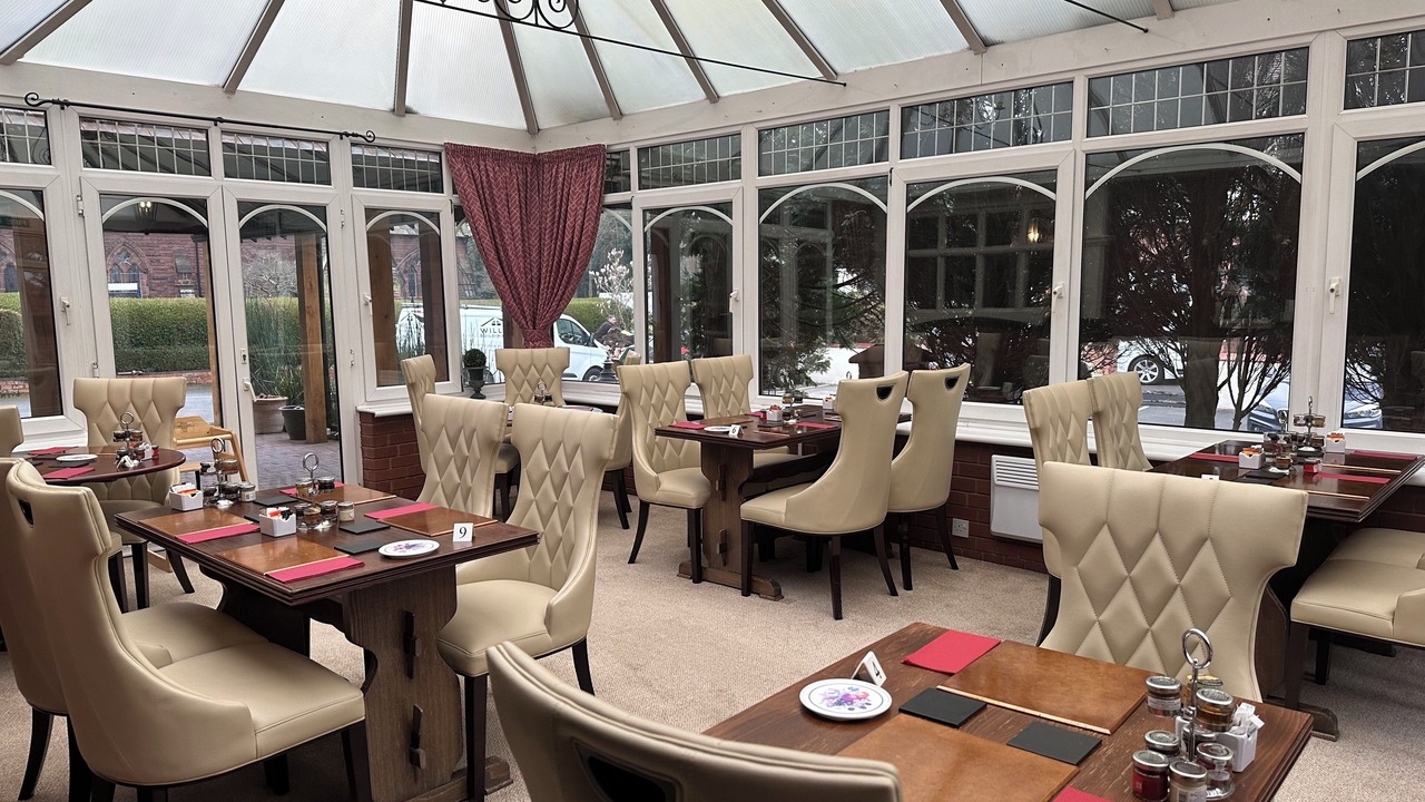 Photo of Others in Hoole