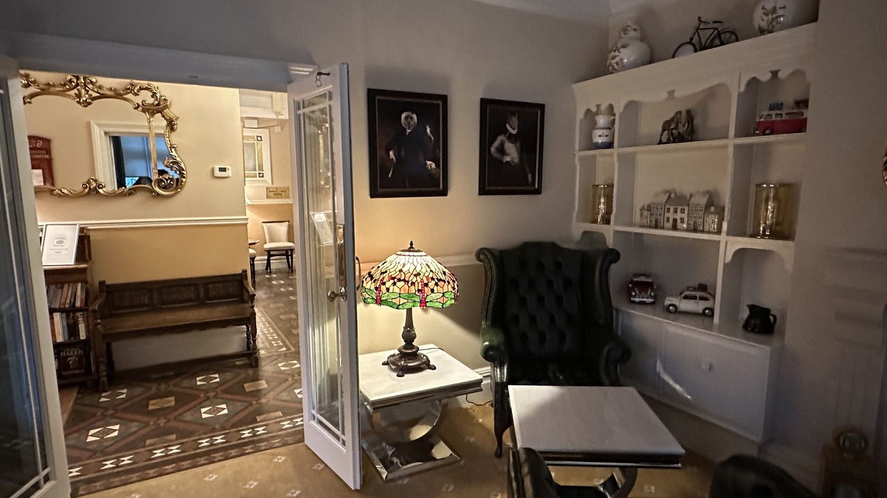 Photo of Others in Hoole