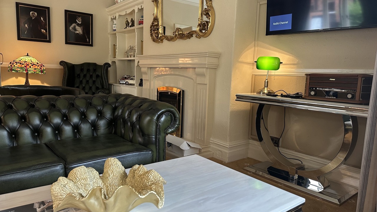 Photo of Others in Hoole