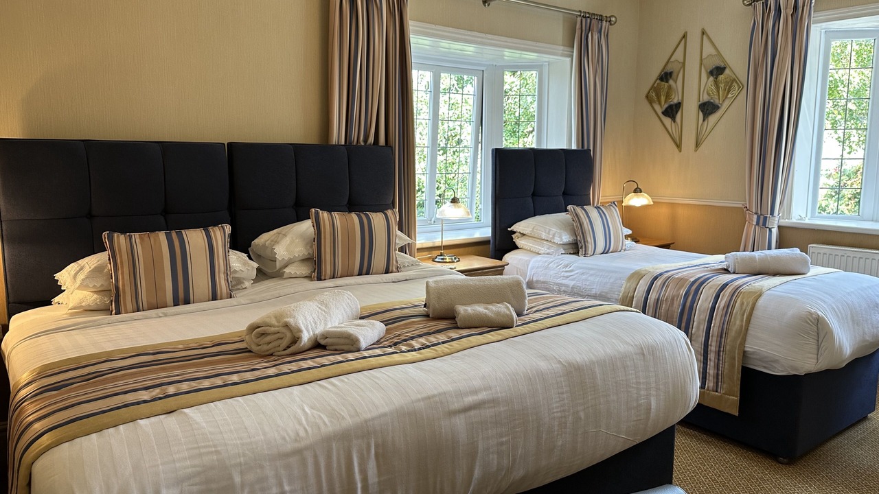 Photo of Others in Hoole