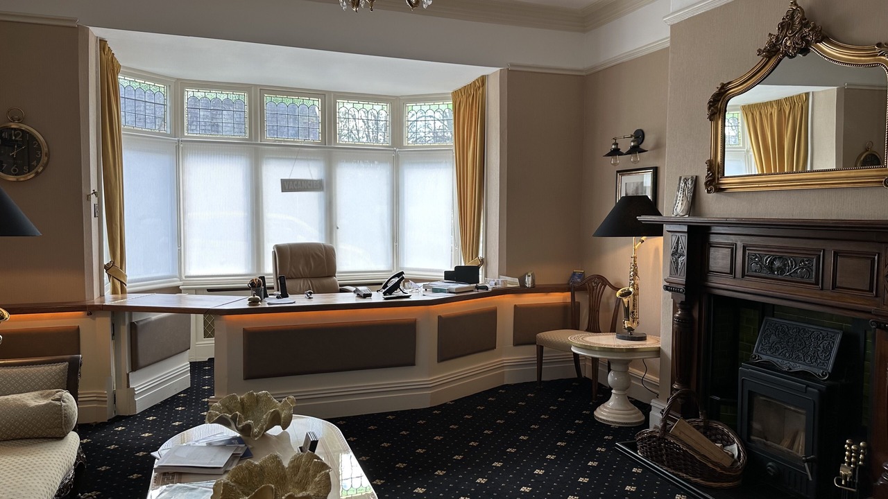 Photo of Others in Hoole