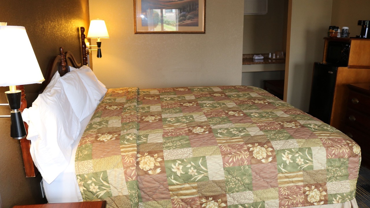 Photo of Bedroom in Southeast Springfield
