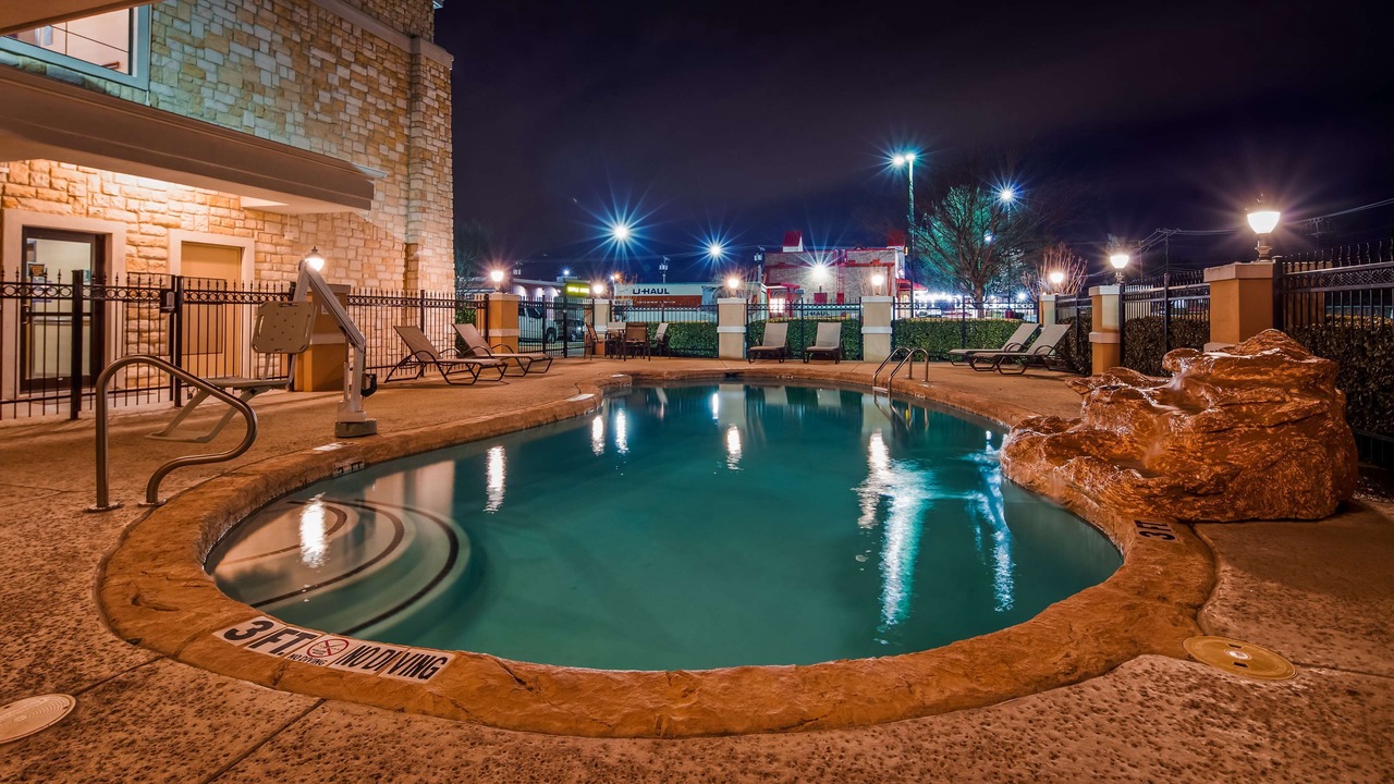 Photo of Outdoor in Forney