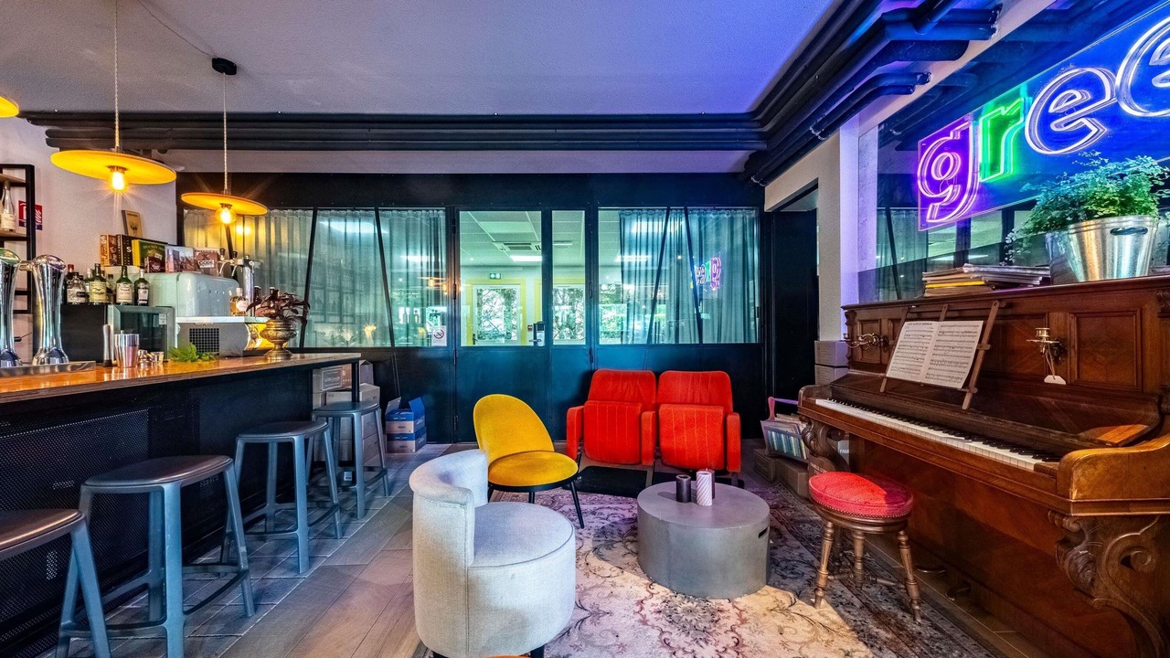 Photo of Others in Beaune