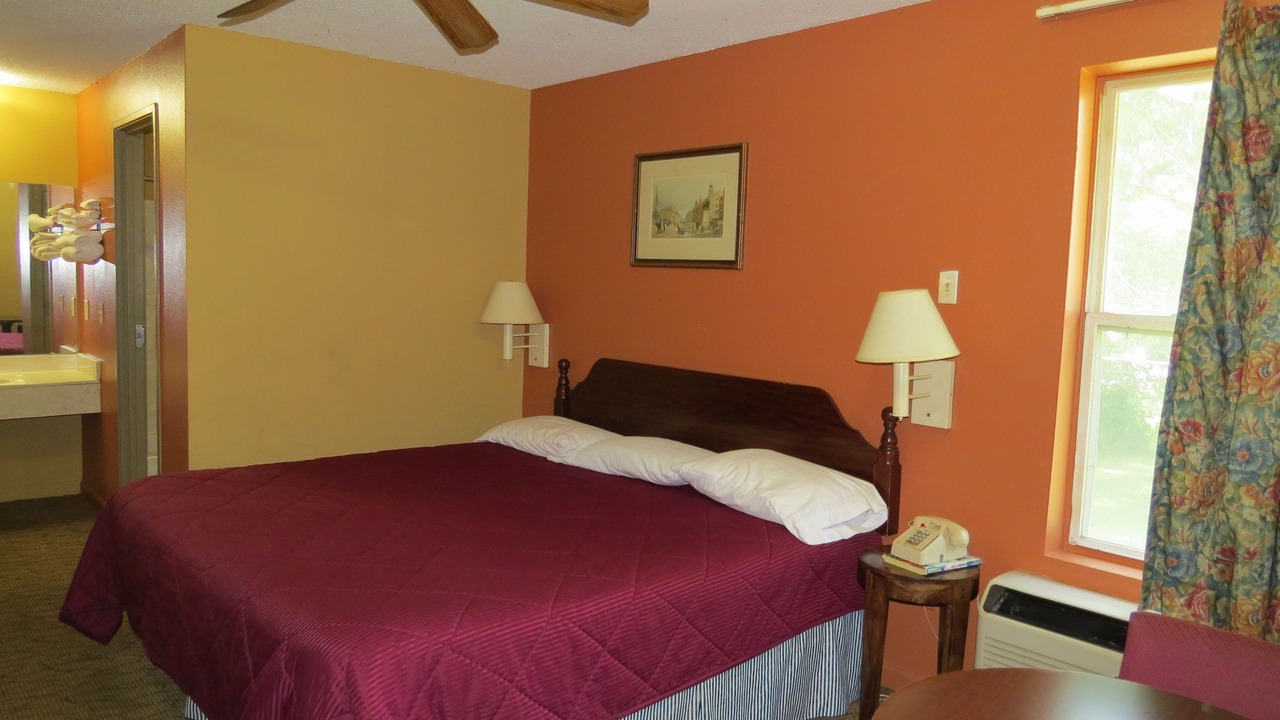 Photo of Bedroom in Caseyville