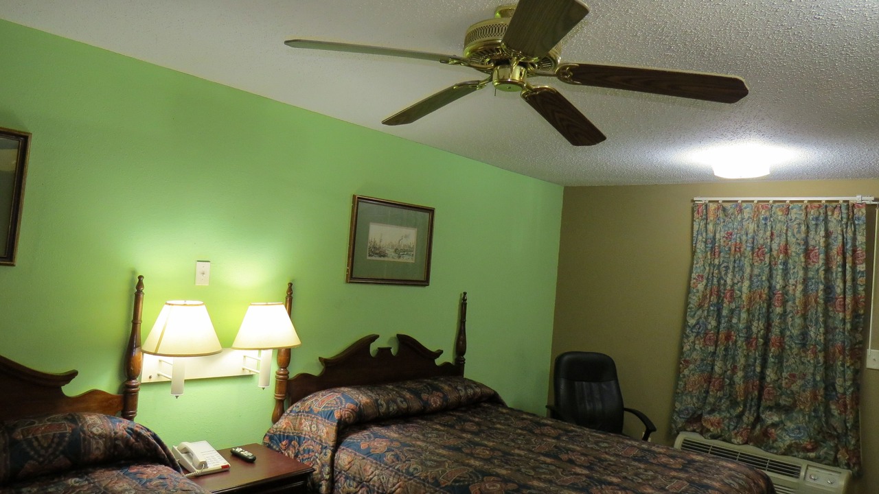 Photo of Bedroom in Caseyville