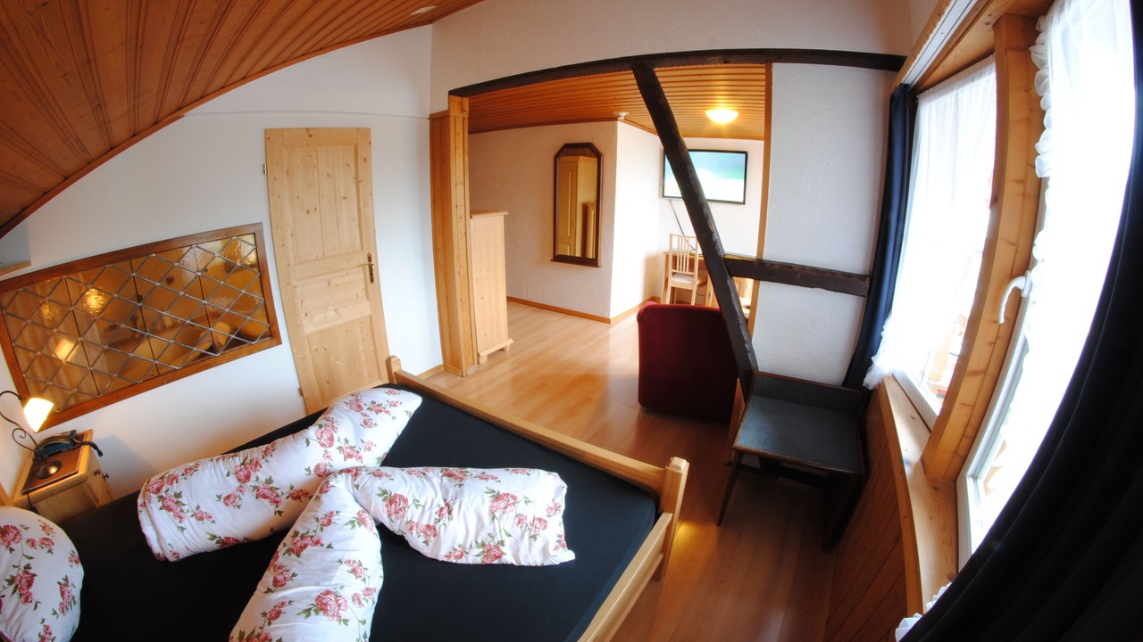 Photo of Bedroom in Kandersteg
