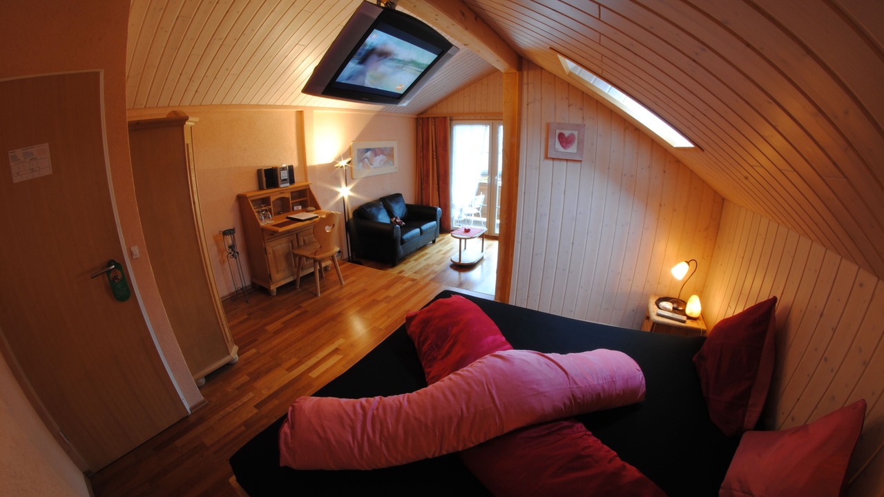 Photo of Bedroom in Kandersteg