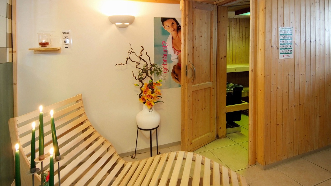 Photo of Bedroom in Kandersteg
