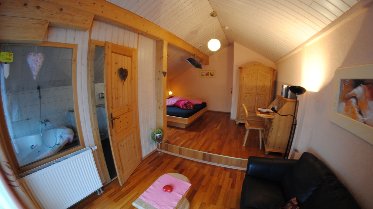 Photo of Bedroom in Kandersteg