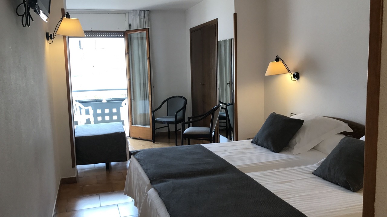 Photo of Bedroom in Caldes de Montbui