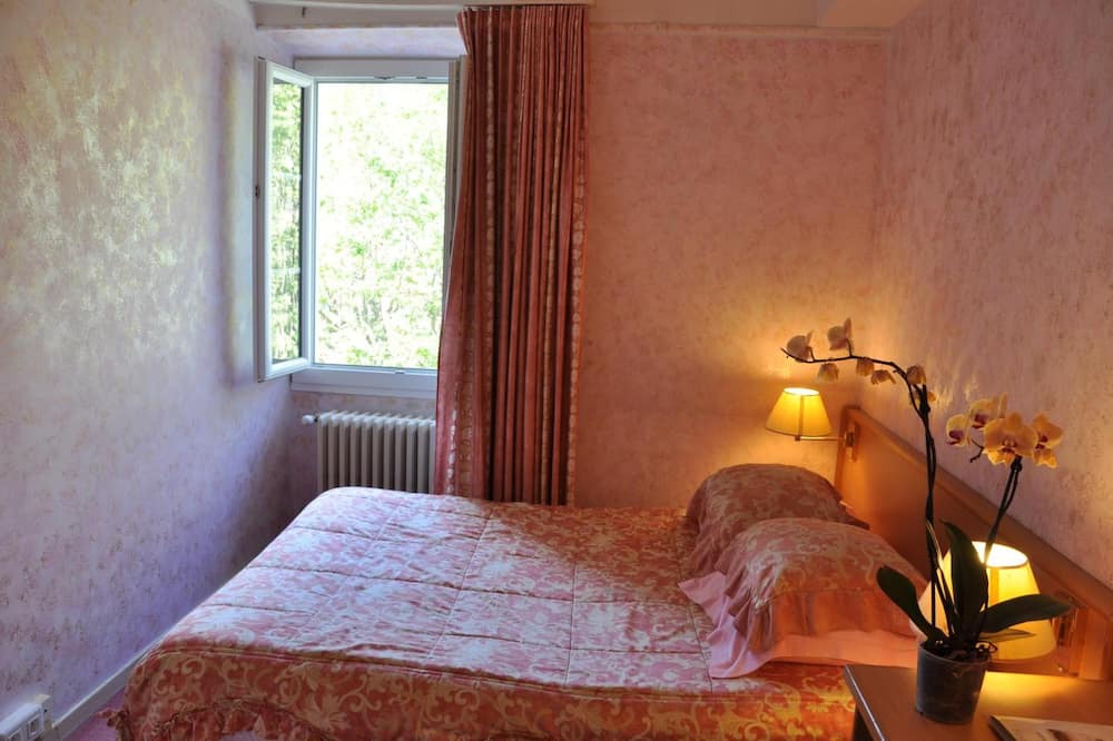 Photo of Bedroom in Saint-Vallier-de-Thiey