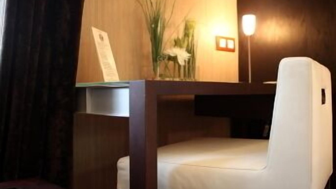 Photo of Bedroom in Les Arceaux